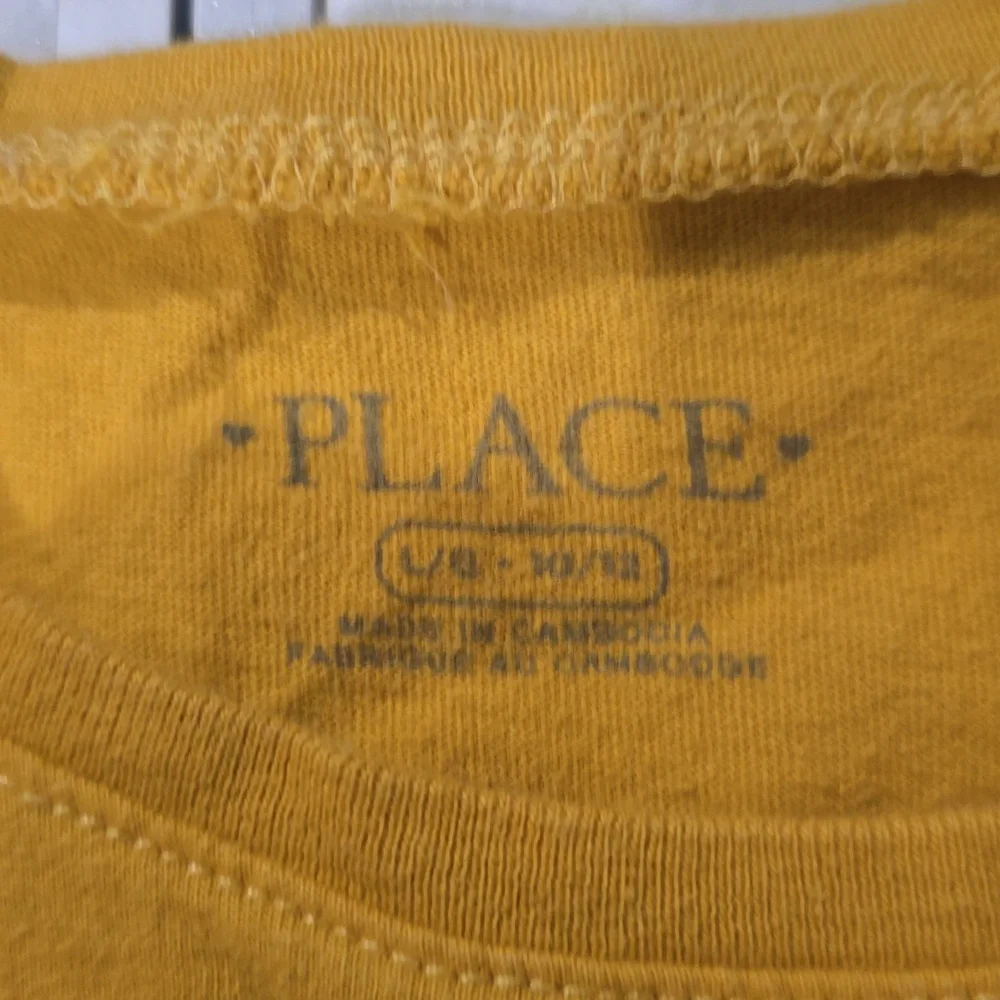 Children's Place Yellow Unicorn Heart‎ T-shirt Size Large 10/12